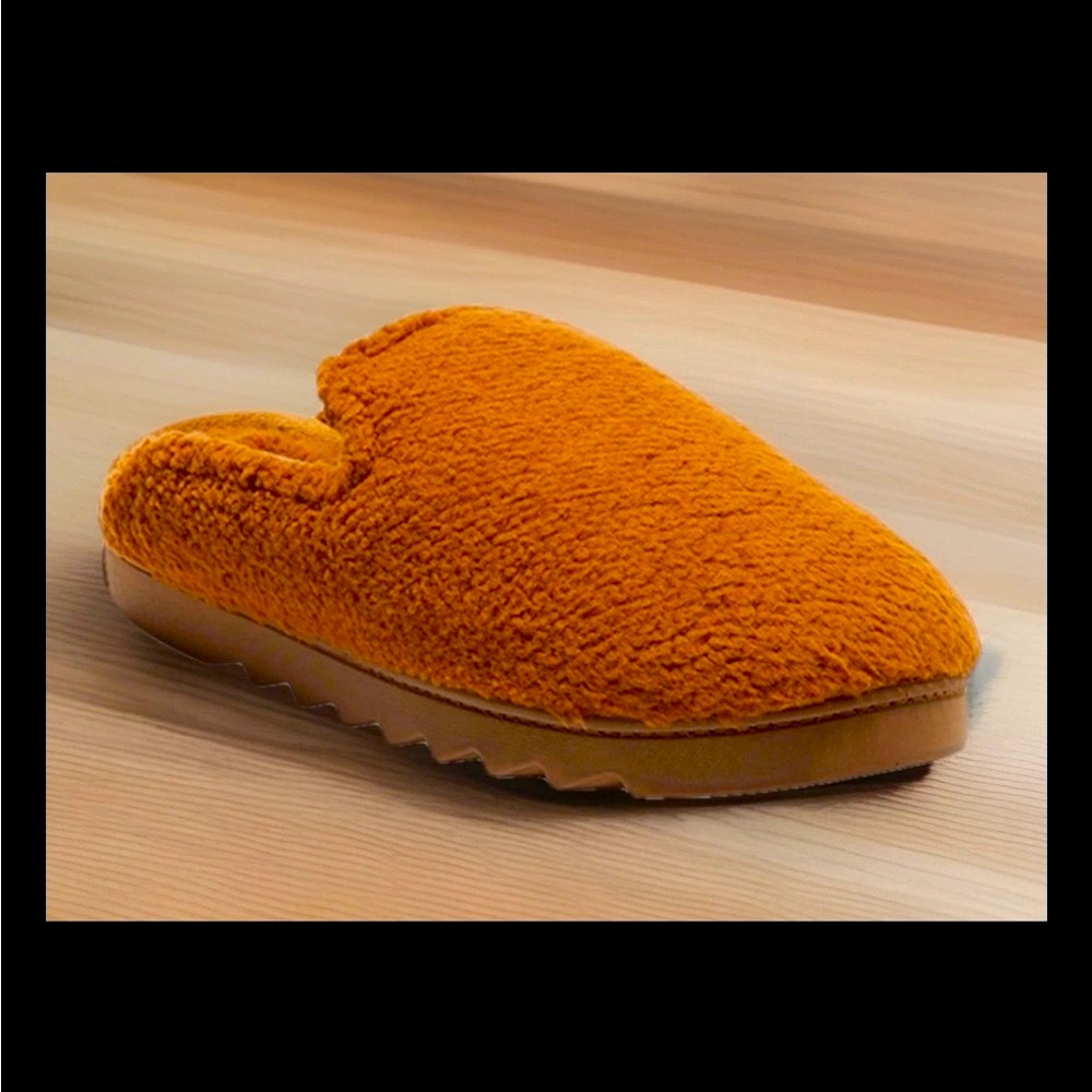 Dluxe By Dearfoams Womens Saffron Teddy Scuff Slippers Chestnut Brown L NWT - Picture 10 of 12